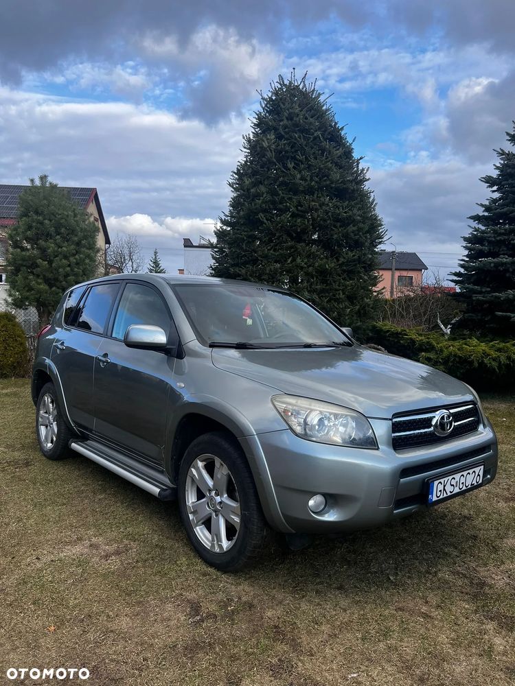 Toyota RAV4 2.2 D-4D X - 2