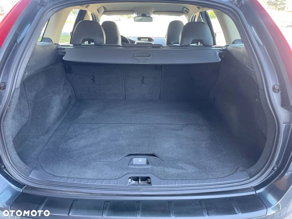 Volvo XC 60 D5 AWD Summum - 26