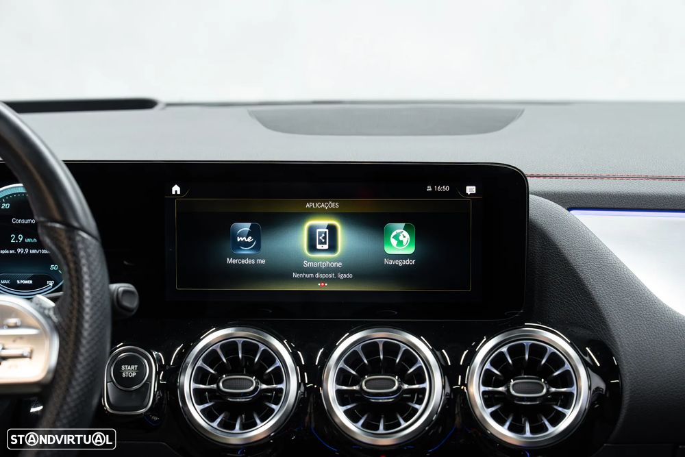 Mercedes-Benz EQA 300 4Matic - 36