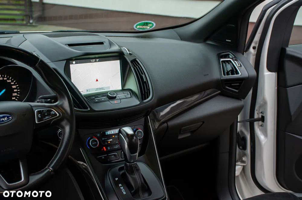 Ford Kuga 1.5 EcoBoost 4x4 Titanium - 10