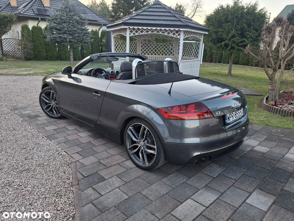 Audi TT Roadster - 10