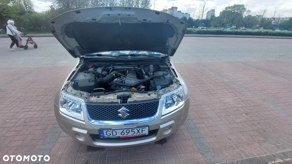 Suzuki Grand Vitara 1.6 - 20