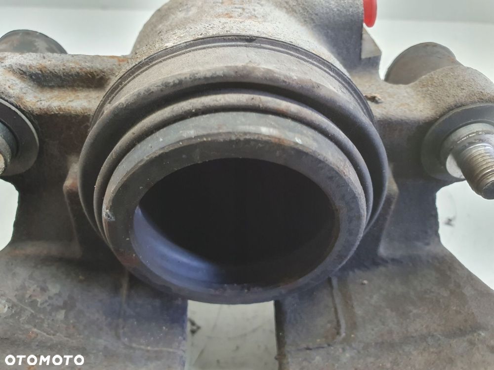 Volvo S60 II V60 I PRZEDNI ZACISK HAMULCOWY prawy przód pasażera 31471664 - 6