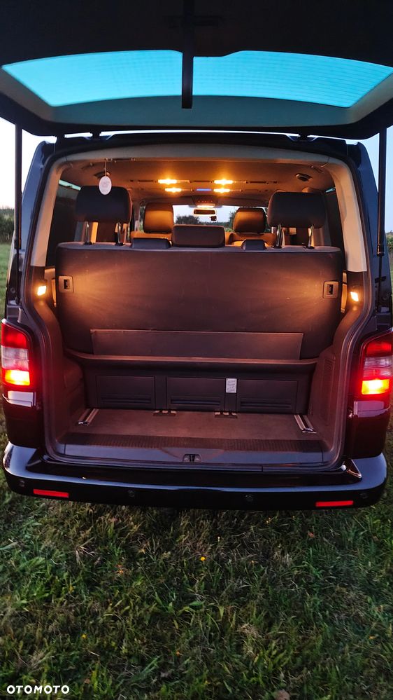 Volkswagen Multivan - 14