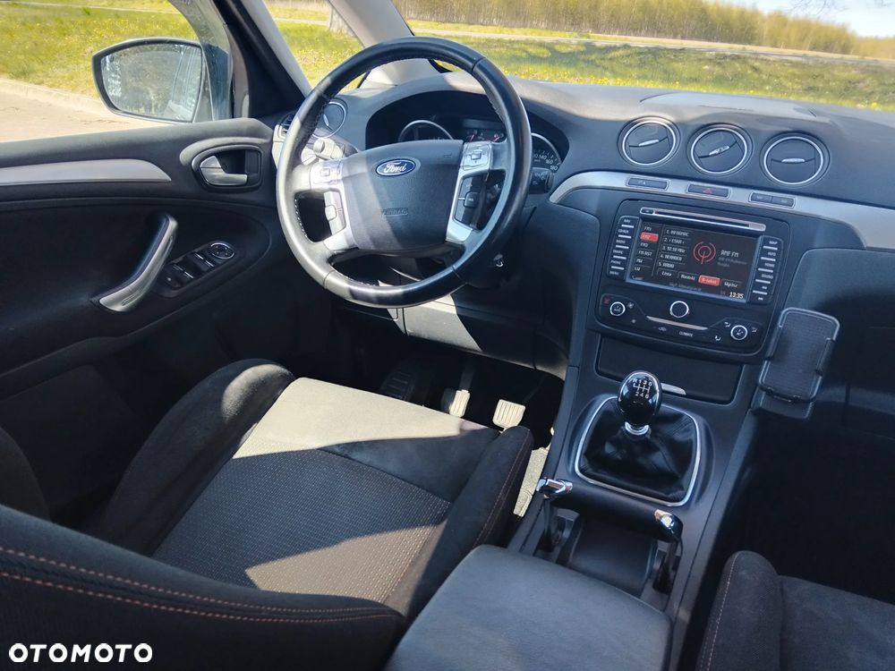 Ford S-Max 2.0 TDCi Trend - 15
