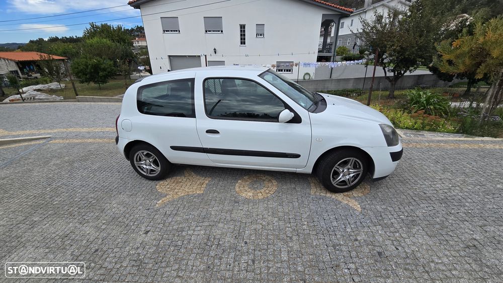 Renault Clio 1.5 dCi Confort - 2