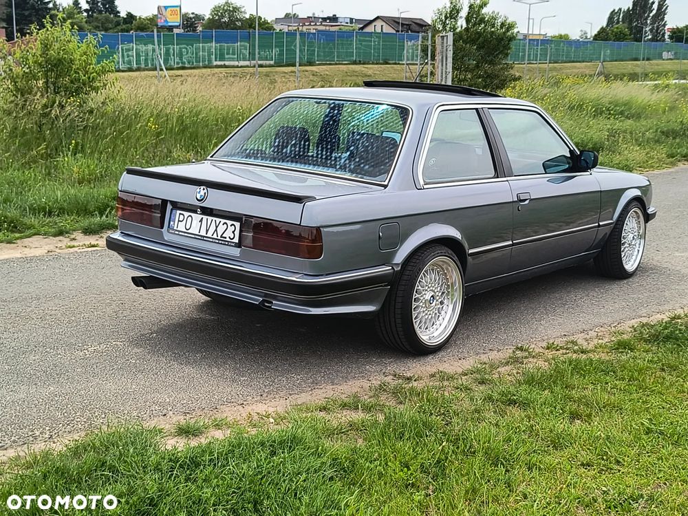 BMW Seria 3 - 13