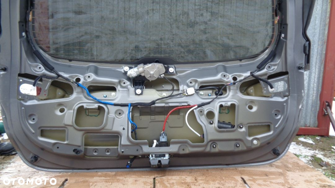 KLAPA BAGAŻNIKA TYŁ KAMERA HYUNDAI SANTA FE IV W2P  18- - 12