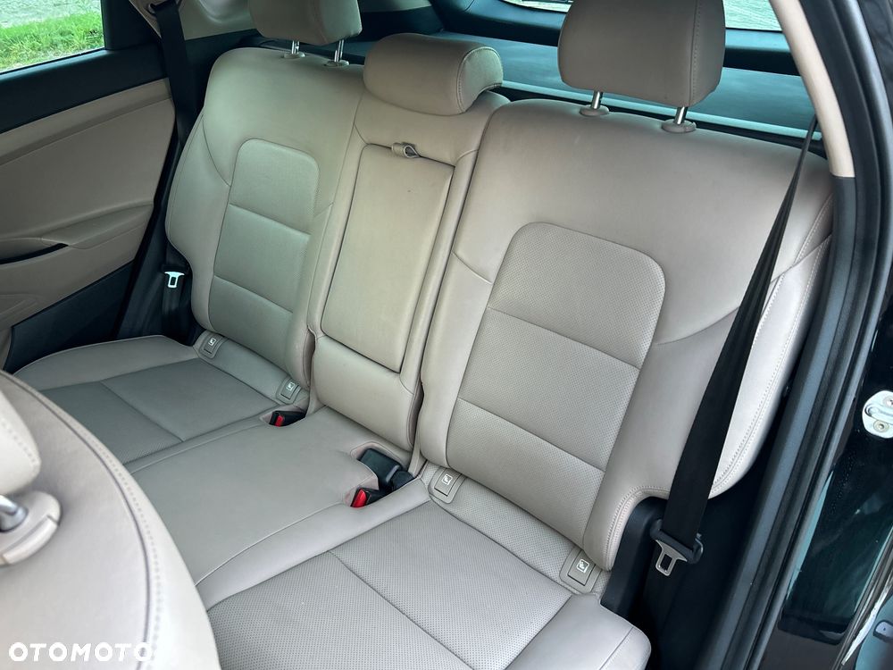 Hyundai Tucson - 24