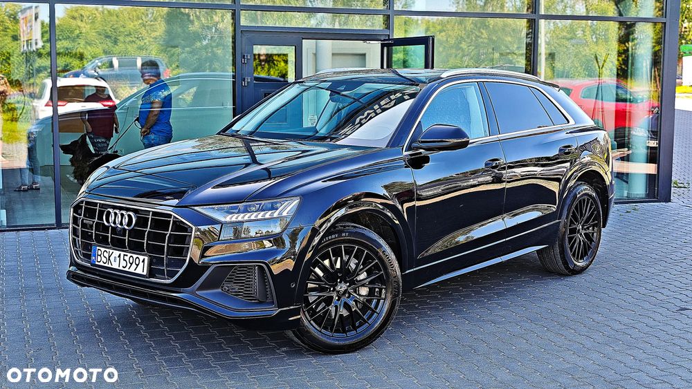 Audi Q8 - 1