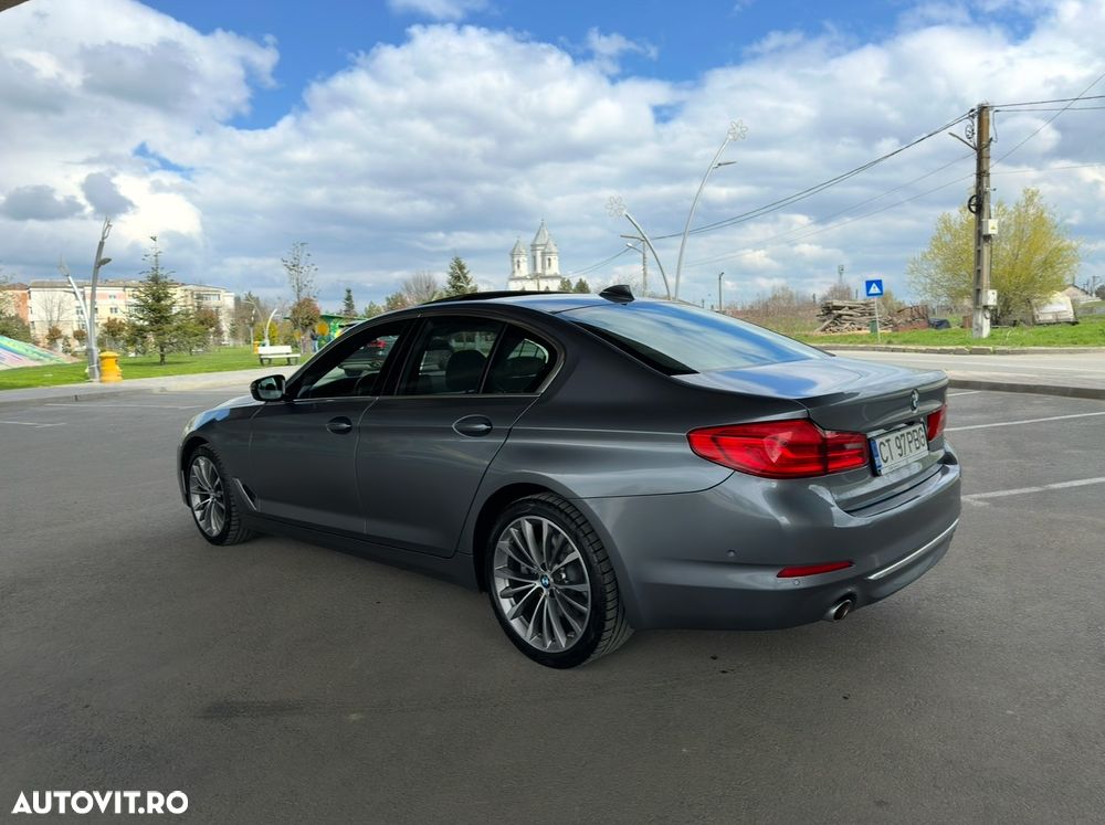 BMW Seria 5 518d Aut. Luxury Line - 3