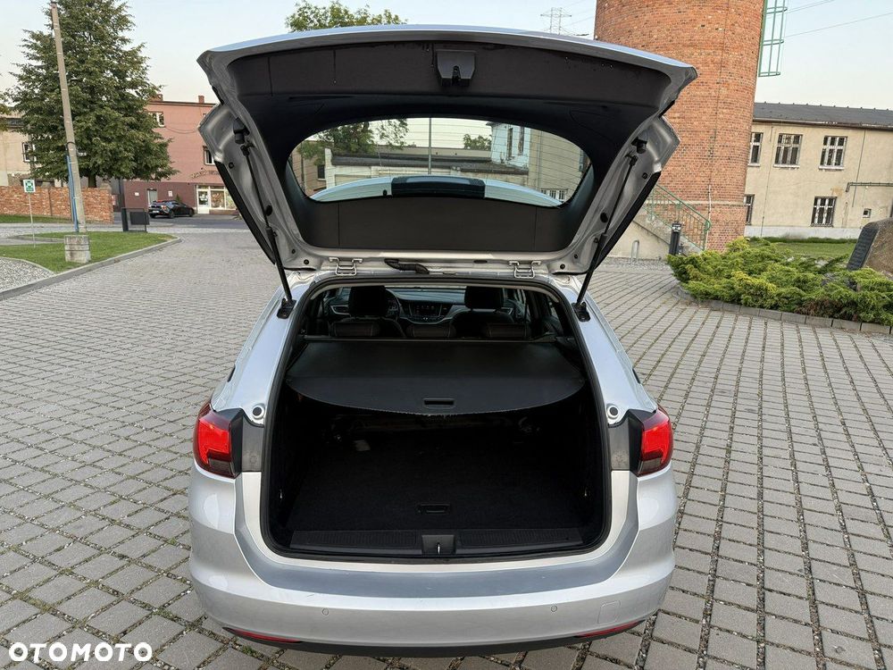 Opel Astra - 9