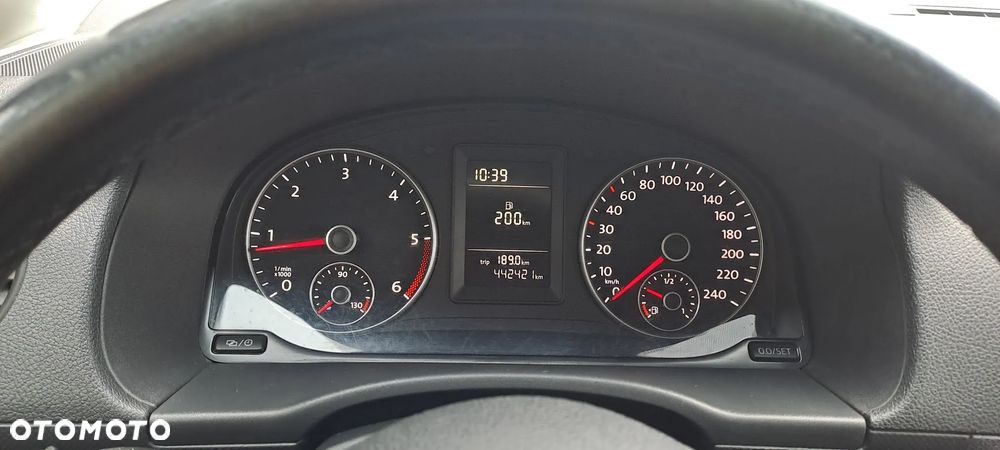 Volkswagen Caddy Comfortline - 11