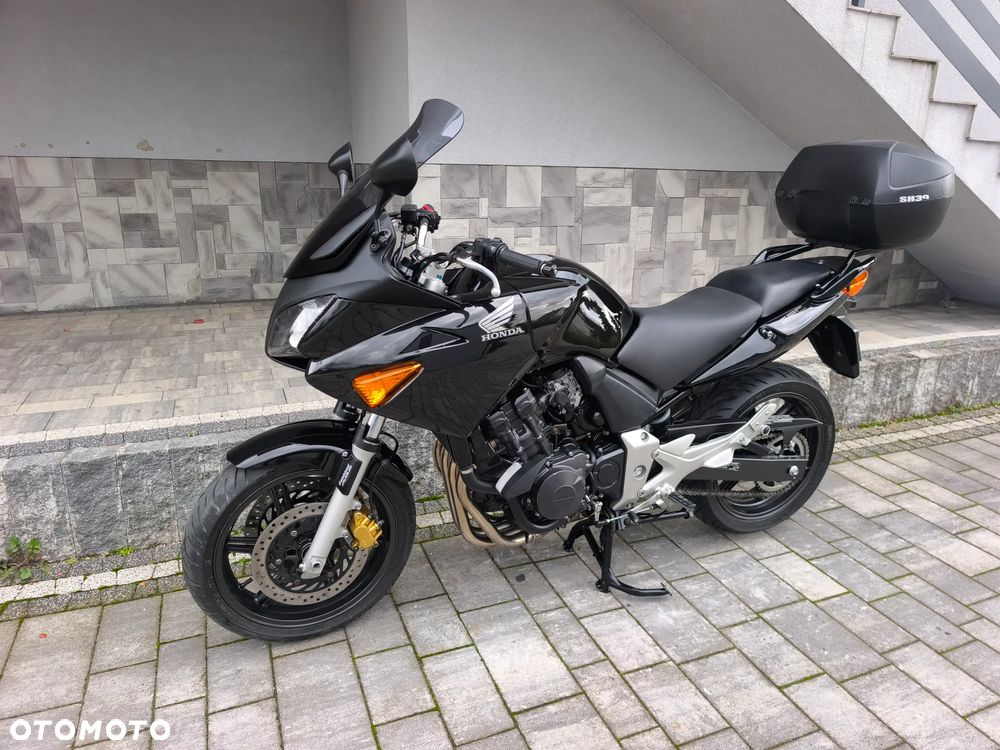 Honda CBF - 24