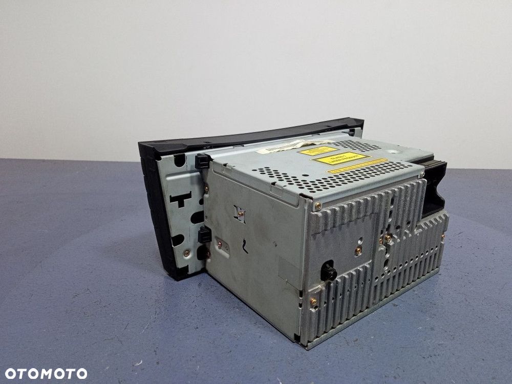 MERCEDES E KLASA W211 RADIOODTWARZACZ CD A2118209889 - 2