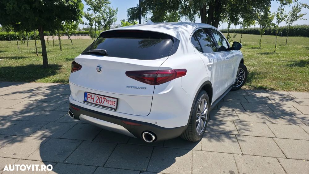 Alfa Romeo Stelvio - 5