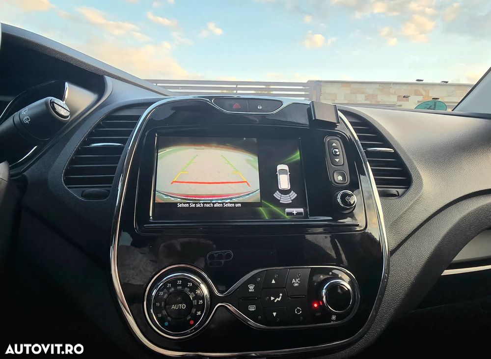 Renault Captur (ENERGY) TCe 90 BOSE EDITION - 34
