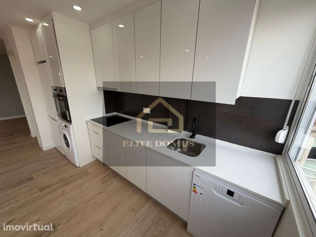 T4 Totalmente Remodelado, Damaia - Amadora. - Grande imagem: 2/23