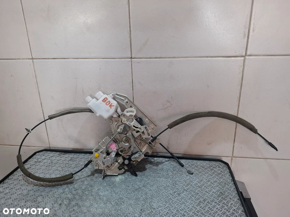 Zamek drzwi prawych przesuwnych Renault Master III cały dobry - 3