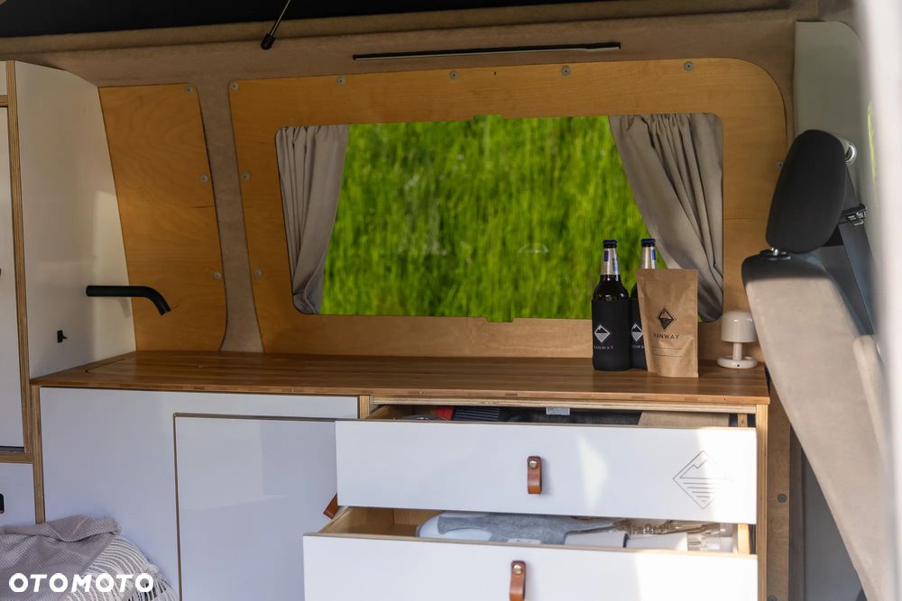 Volkswagen Volkswagen Transporter T6 kampervan - Vanway Campervans - 11