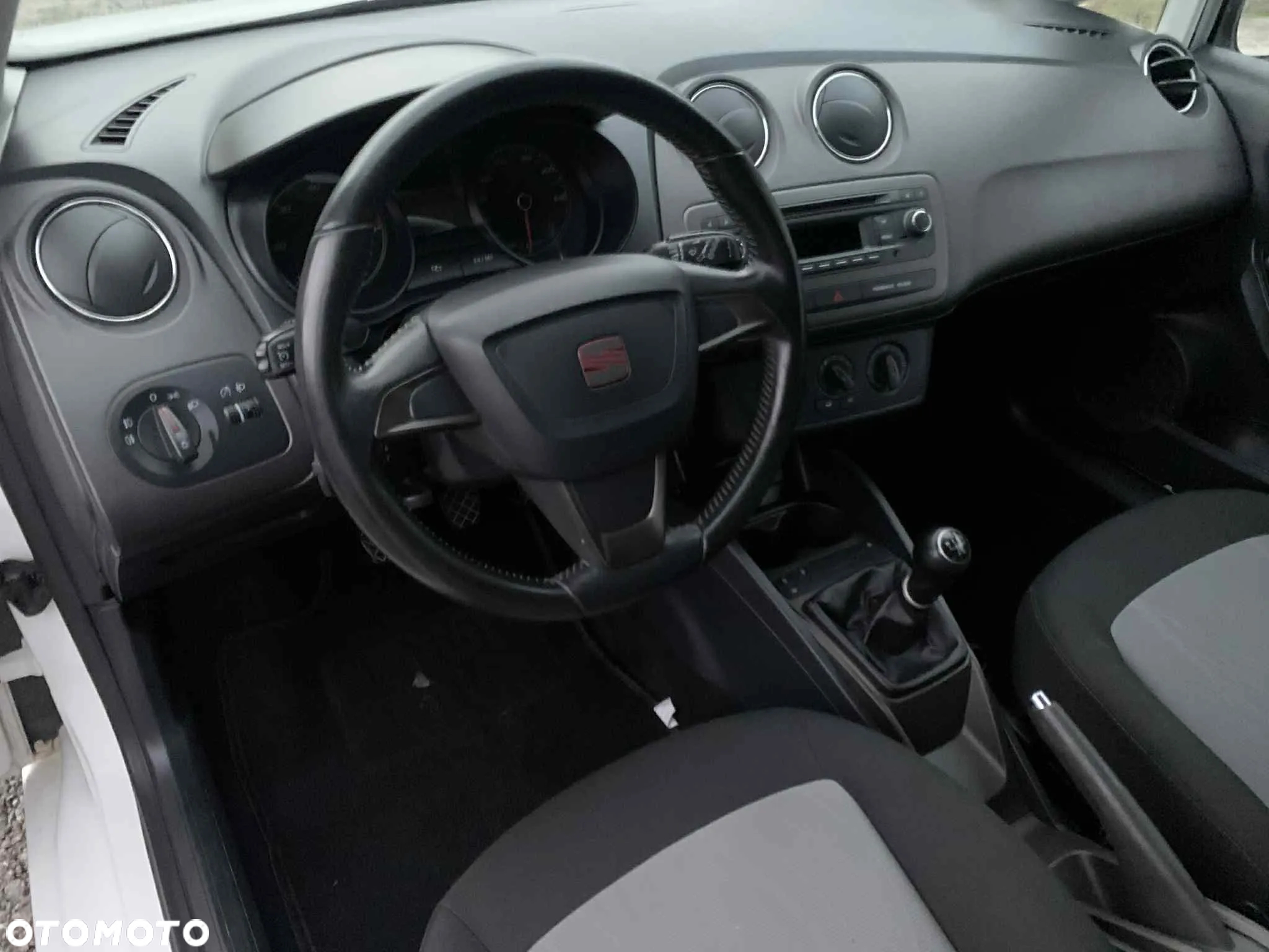 Seat Ibiza SC 1.6 TDI Style - 10
