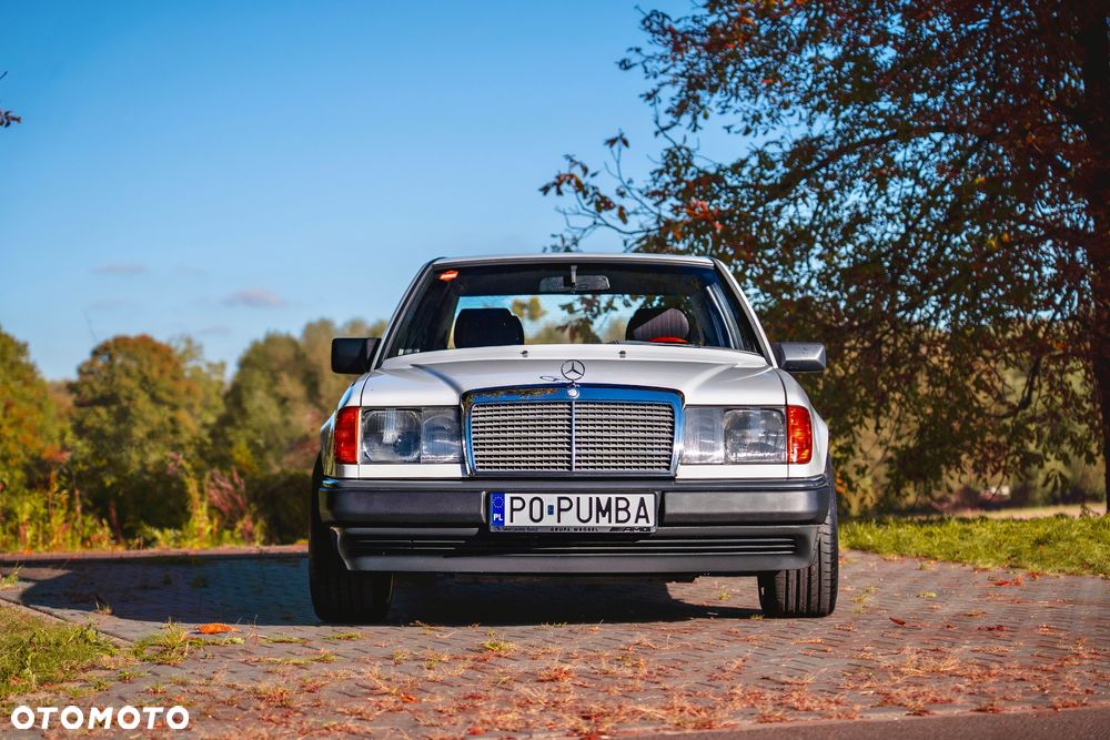 Mercedes-Benz W124 (1984-1993) - 17