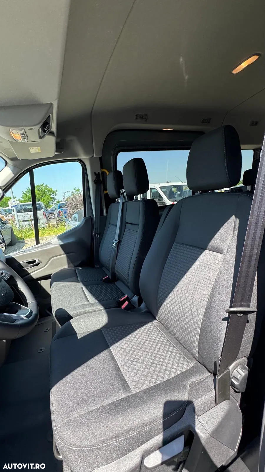 Ford Transit 310 2.0 EcoBlue 150 CP L3H2 Kombi FWD 8AT Trend - 10