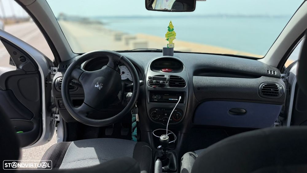 Peugeot 206 1.4 HDi XT - 6
