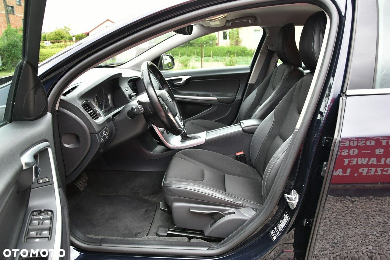 Volvo V60 - 18