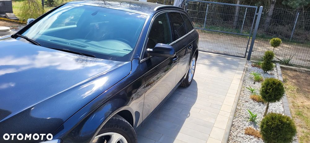 Audi A4 Avant - 1