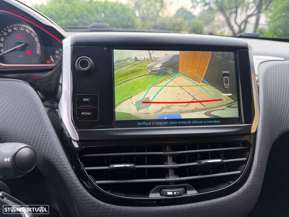 Peugeot 2008 1.2 PureTech GT Line EAT6 - 20