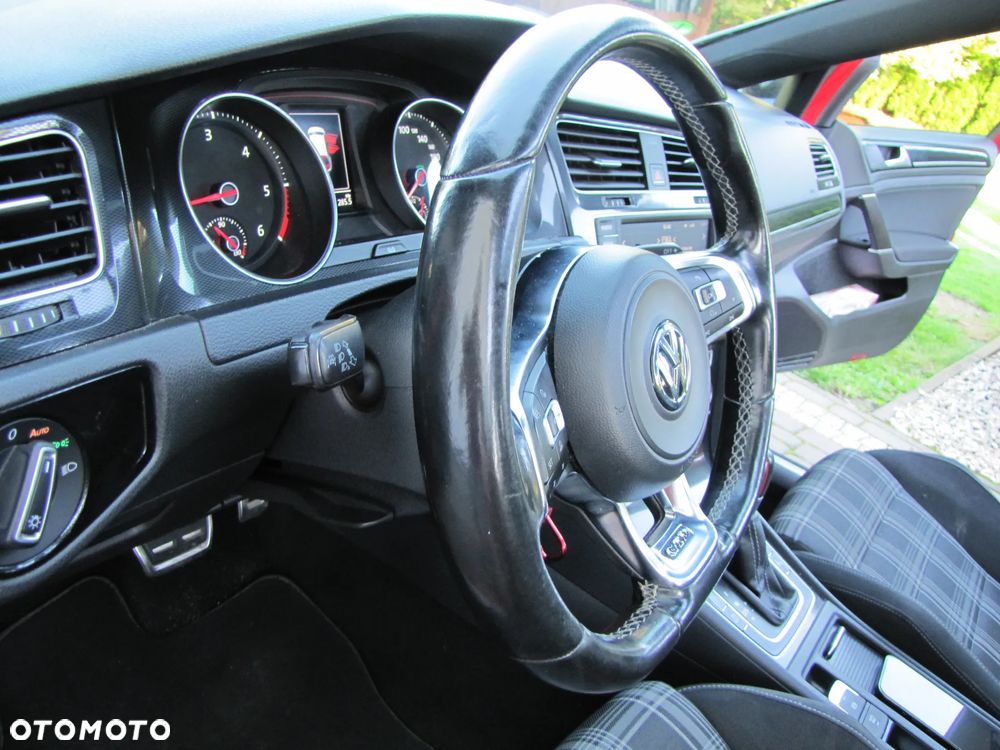 Volkswagen Golf VII 2.0 TDI BMT GTD DSG - 30