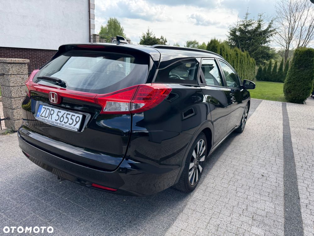 Honda Civic 1.6 i-DTEC Executive Navi - 9