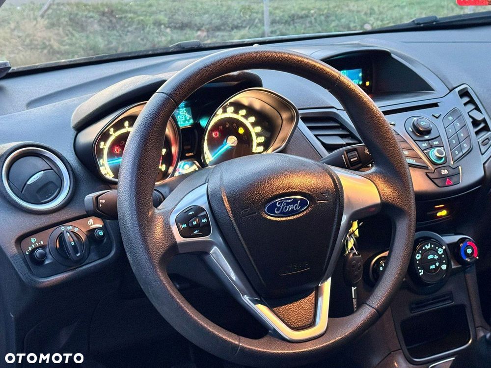 Ford Fiesta 1.25 Trend EU6 - 18