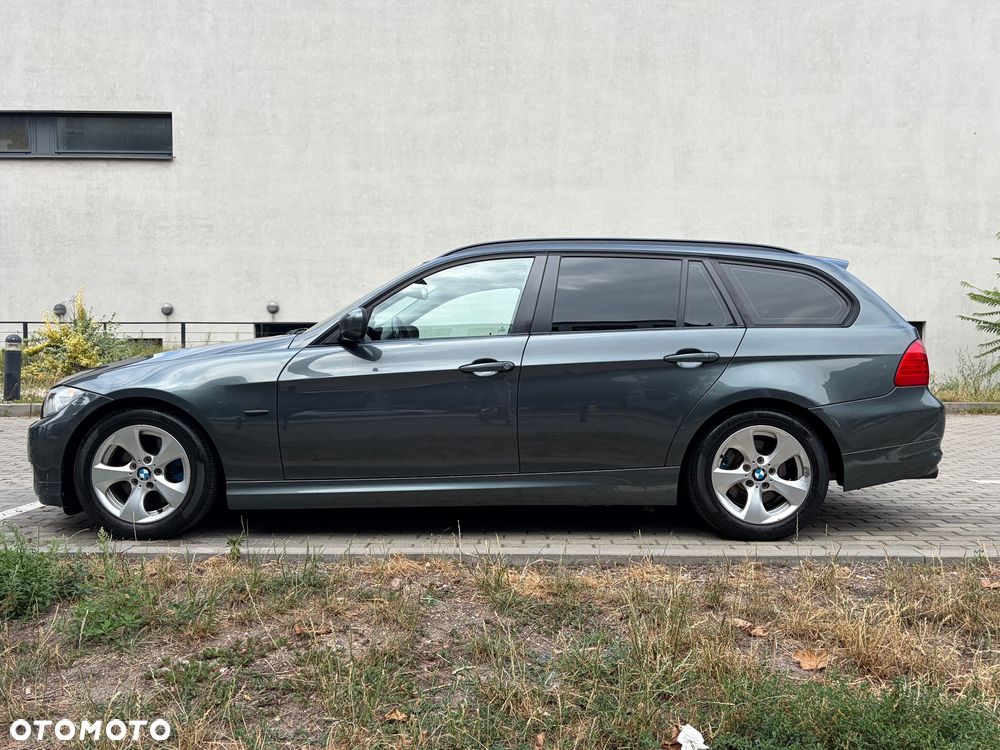 BMW Seria 3 320d Efficient Dynamics - 4