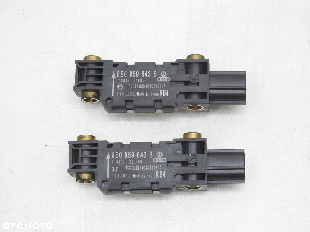 SENSOR UDERZENIOWY AUDI A4 B7 - 2