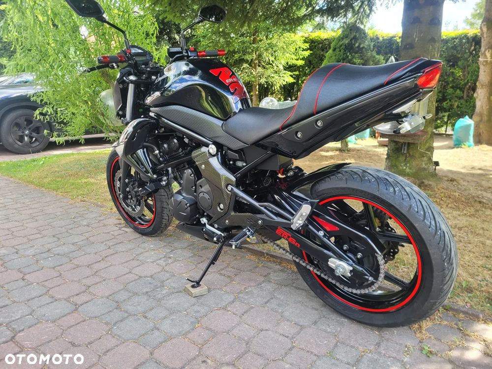 Kawasaki ER - 27