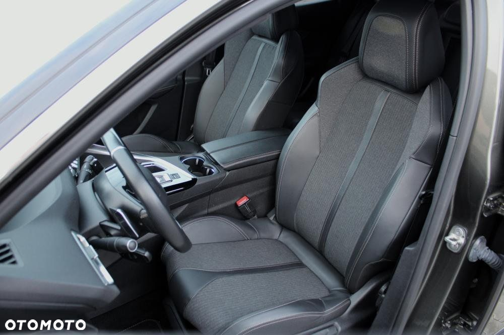 Peugeot 3008 - 17