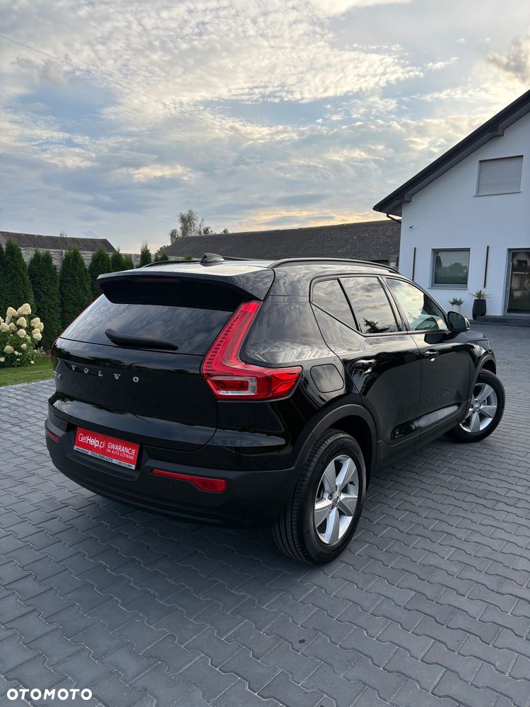 Volvo XC 40 T3 Momentum Pro - 9
