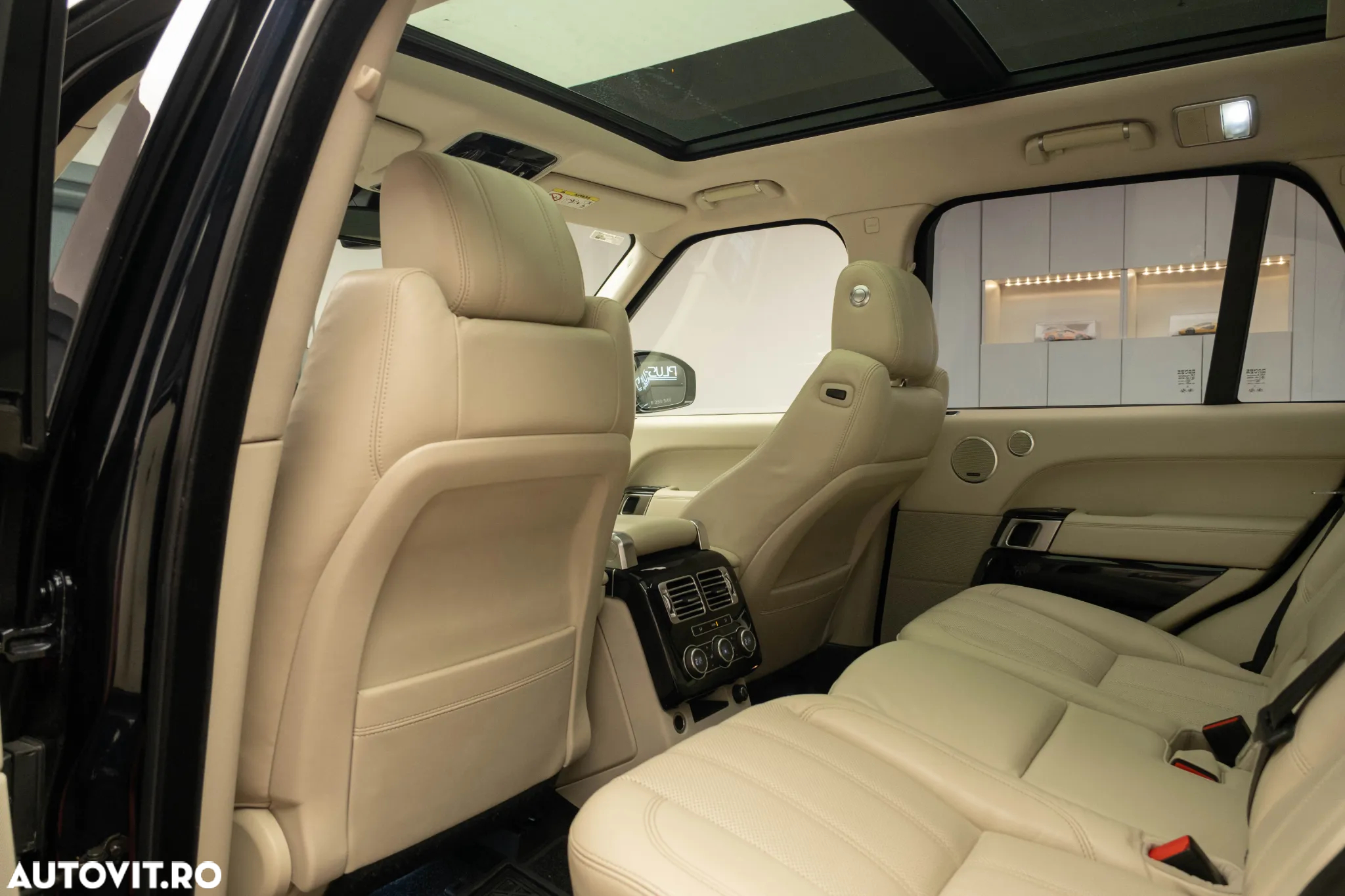 Land Rover Range Rover 3.0 I TDV6 Vogue - 8
