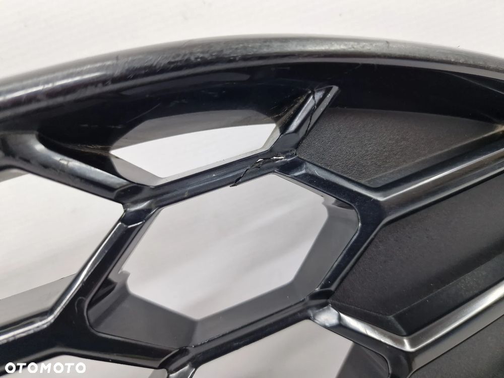 FORD FIESTA MK8 LIFT ST-LINE 21- ATRAPA / GRILL PRZEDNI PRZÓD , NR N1BB-8200-D6 , NR AUKCJI GL543 - 8