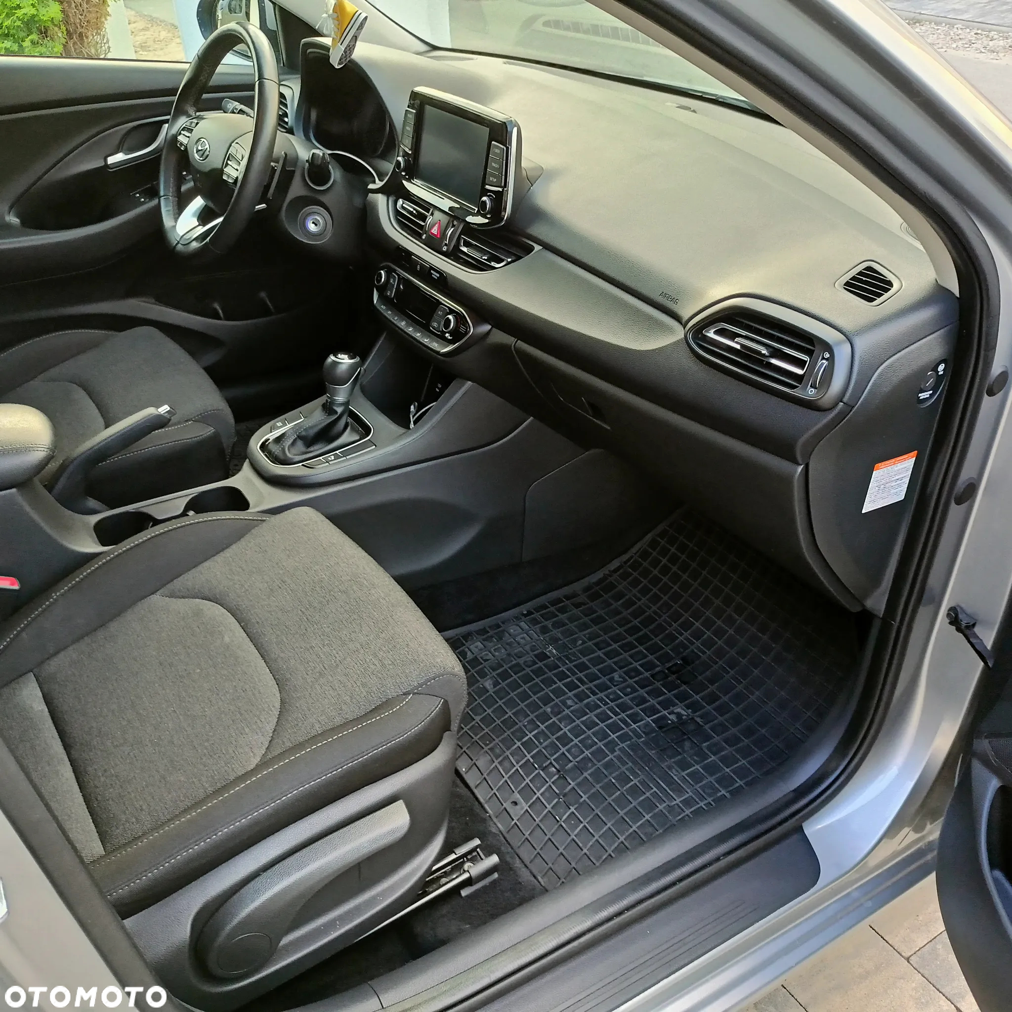 Hyundai i30 1.5 T-GDI 48V Comfort DCT - 13