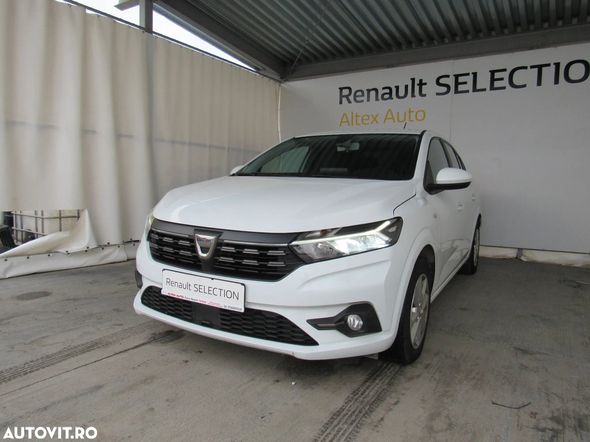 Dacia Logan TCe 90 MT6 Comfort - 8
