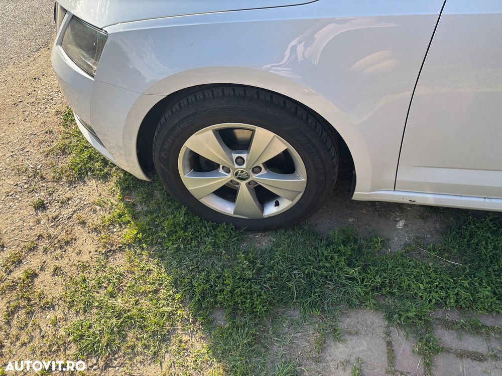 SKODA Octavia 2020 — imagine 16