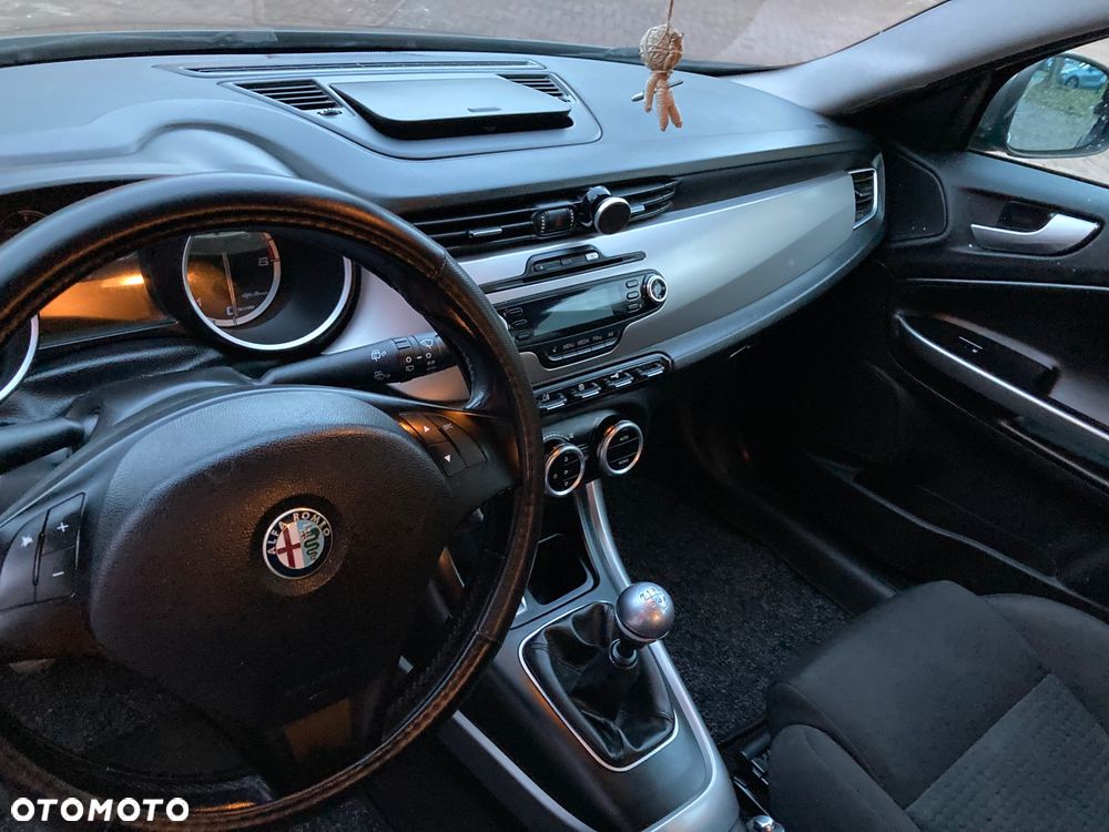 Alfa Romeo Giulietta - 13