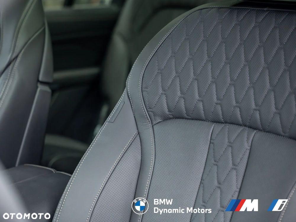 BMW X7 xDrive40d - 27