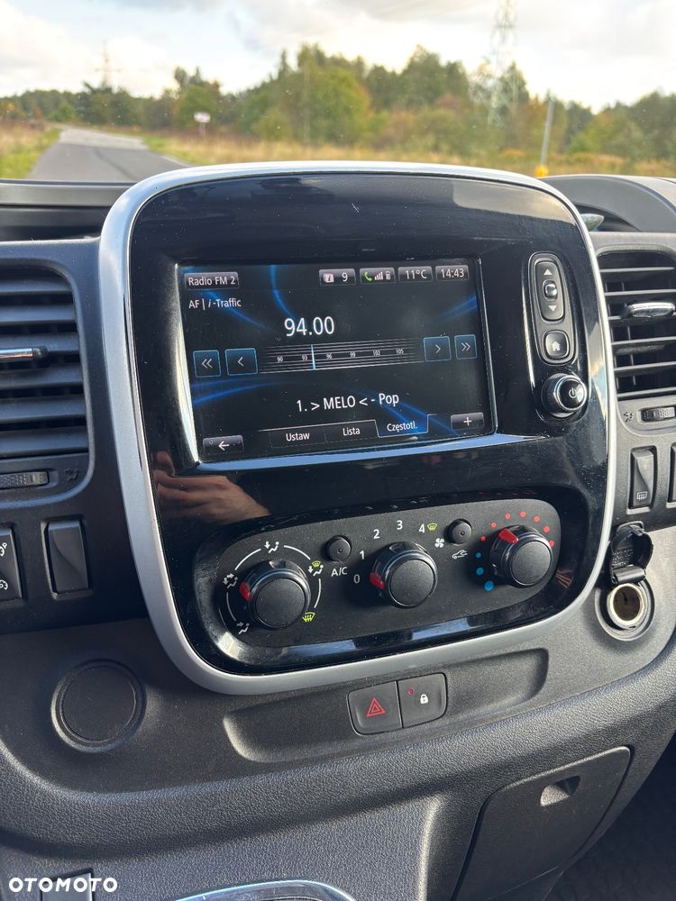 Renault Trafic - 17