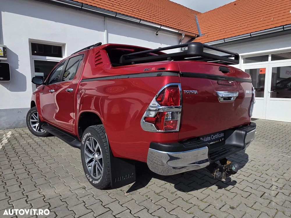 Toyota Hilux 4x4 Double Cab A/T Invincible - 10