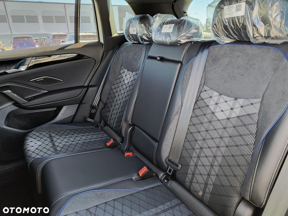 Volkswagen Tiguan - 24