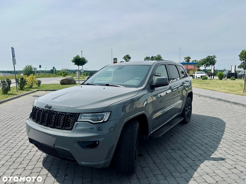 Jeep Grand Cherokee - 2
